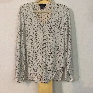 Karen Kane beautifully draping blouse Size M